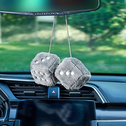 JSCARLIFE 1 paio di dadi in peluche retrò quadrati da appendere, coppia di dadi sfocati in peluche da 7,5 cm con puntini a specchio, per decorazione di interni auto (grigio)