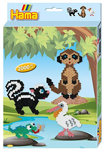 Hama Perlen 3446 Geschenk-Set Wildtiere mit ca. 2.000 bunten Midi Bügelperlen mit Durchmesser 5 mm, Motivvorlage und Stiftplatte, inkl. Bügelpapier, kreativer Bastelspaß für Groß und Klein