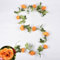 Treer Künstliche Rose Girlande 230cm Blumengirlande Deko, 2 Stück Künstlich Pflanze Blätter Kranz und Willow Blätter Girlande für Zimmer Balkon Garten Hochzeit Party Wand Hängend (Orange)