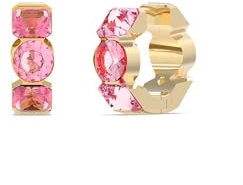 Orecchini da donna di Guess della collezione Crazy Earrings. Gioello realizzato in 90% Acciaio inossidabile di colore oro - 10% cristallo do colore rosa. La referenza è: JUBE03_305JW_GLRS.