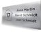 REGALOCREATIVO Plaque de Boîte aux Lettres (10x4 cm) Personnalisez votre nouvelle Etiquette aux Lettres Gravée en Aluminium Métallisé. Ajoutez un Nom et un Numéro.