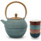 Asia Teekanne Set 1.2 Liter - blaue gusseiserne Kanne mit Edelstahl-Tee-Filter-Sieb Einsatz inkl. 4 Porzellan Tassen (Becher)