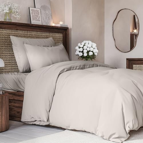 Housse de Couette Gris clair 3 Pièces 240x260 cm – Housse de Couette et 2 Taies d’Oreiller 65x65 cm – Douce Microfibre Polyester, Anti-Froissement, Lavable en Machine, avec Fermeture Éclair et Liens
