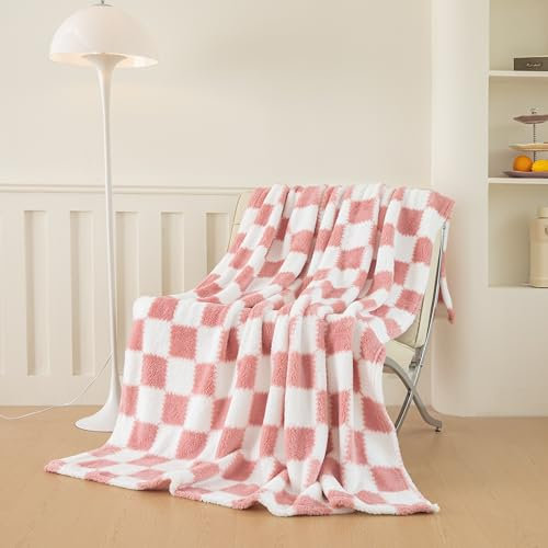Peopleareok Karierte Überwurfdecke, rosa Fleecedecke, Doppelgröße für Couch, Bett, Sofa, Schachbrettmuster, Decken für alle Jahreszeiten (152,4 x 203,2 cm, Hellrosa)