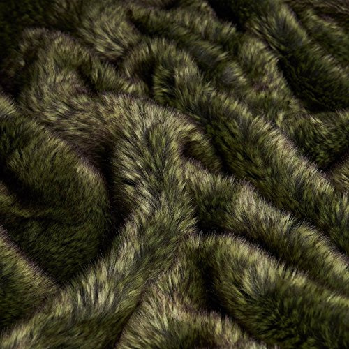 Forest Wolf Webpelz/Kunstfell Imitat - kuschelig weich (per 0,5 m) | Zum Nähen von Mänteln, Kapuzenrändern & Dekorationen
