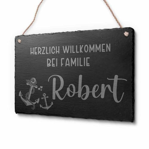 Schöne Schiefer Türschilder für die Haustür mit Gravur | Schiefer-Schild mit Kordel zum Aufhängen in ca. 30x20cm Gravierte Namensschilder Klingelschilder mit Namen oder Texten Herzlich Willkommen