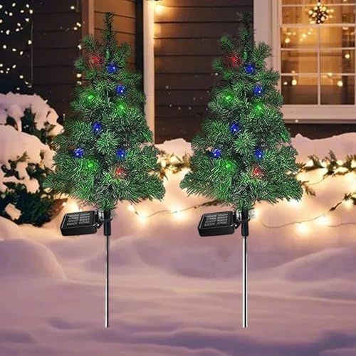 SHITOOMFE Árbol de Navidad, 2 piezas de árbol de Navidad solar con estaca, IP65 impermeables 2 modos luces solares con 20 LED, campanas, bolas y bayas para la pasarela del césped del patio