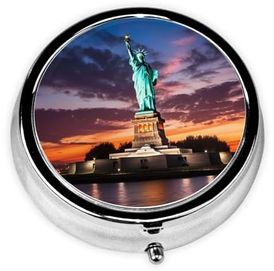 Freiheitsstatue, USA. Diese kleine, runde Pillendose mit drei Fächern ist perfekt für die Aufbewahrung von täglichen Medikamenten, Vitaminen und unterwegs.