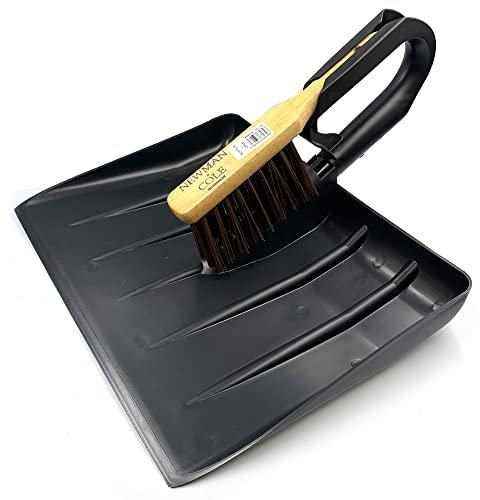 Garden Dustpan and Brush Outdoor | Durable Dustpan Garden Scoop with Stiff Hand Brush | Large Dust Pan Dirt and Leaf Collector Suitable for Outdoor Cleaning