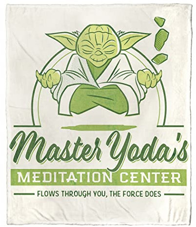 Northwest Star Wars Silk Touch Überwurfdecke, 127 x 152,4 cm, Master Yoda Meditation Center
