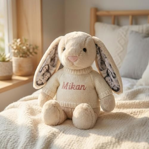 Personalisierter Kuschelhase mit 4 Fotos & Besticktem Namen auf Pullover, Stoffhase mit Bildern in den Ohren, Foto Kuscheltier aus weichem Plüsch, Foto Geschenke für Paare Familie Freunde, 26cm/40cm