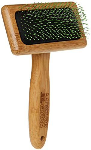 BAMBOO GROOM Soft Slicker Brush I Größe M I Tierhaarbürste für jedes Fell I Hundebürste mit abgewinkelten & weichen Edelstahlpins I Bürsten zur Fellpflege aus Bambus I Bürste für Katze & Hund
