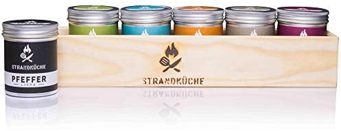 Strandküche 6er Gewürze Geschenkset Bulli 250 g I Bio Gewürze Set mit Pfeffer Meersalz Kräuter BBQ Masala Süß Gewürzmischungen I Gewürz-Set in handgefertigter Holzbox mit Geschenkbanderole
