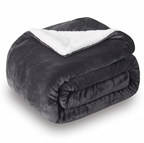 SOCHOW Sherpa Decke Dunkelgrau zweiseitige Wohndecken Kuscheldecken, Dicke warm Sofadecke/Couchdecke aus Sherpa, 220 x 240 cm flausch Fleecedecke als Sofaüberwurf oder Wohnzimmerdecke