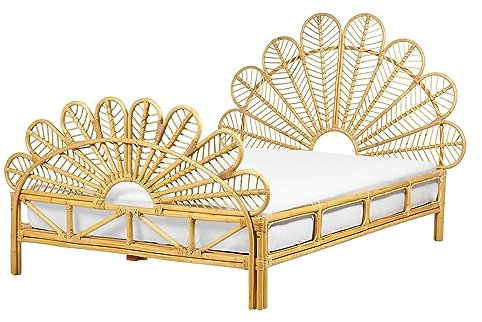 Beliani Bett Rattan Hellbraun Lattenrost 140x200 cm Kopf- & Fußteil Pfauform Florentine