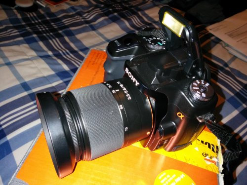 Sony Alpha A100K 10.2MP Digital SLR Camera Kit with 18-70mm f3.5-5.6 Lens