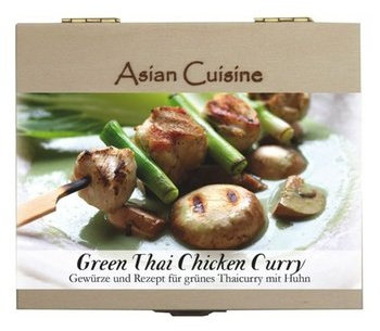 Green Thai Chicken Curry – 8 Gewürze Set für grünes Thai-Curry mit Huhn (43g) – in einem schönen Holzkästchen – mit Rezept und Einkaufsliste – Geschenkidee für Feinschmecker von Feuer & Glas