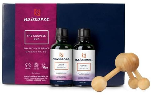 Naissance The Couples Box Romantisches BIO Massageöl Set - Sinnliches Körperöl Wellness Geschenk Set für Entspannung & Hautpflege mit Holzmassager für Frauen & Männer - Natürlich, Vegan