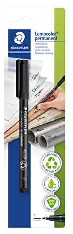 STAEDTLER permanent Marker Lumocolor, schwarz, Linienbreite ca. 0,6 mm, wisch- und wasserfest, Made in Germany, nachfüllbar, lange Lebensdauer, 1 Universalstift auf Blisterkarte, 318-9 BKDA