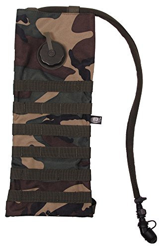 MFH Trinkblase und Carrier MOLLE Woodland