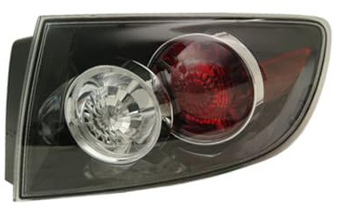 DAPA GmbH & Co. KG 111101012 Heckleuchte ohne Birnenhalter Rechts