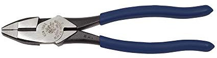 Klein Tools D201-7NE Lineman's New England Nose Pliers with Streamlined Design, Knurled Jaws and Handle Tempering, 7-Inch