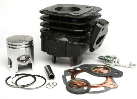 50ccm Zylinder Kit inkl. Zündkerze für Minarelli AC, 10mm Kolbenbolzen, Adly, Aprilia Gulliver, Rally, SR, Benelli 391, Beta Ark, CPI Hussar, Malaguti Ciak F10 F12 F15, Yamaha 50 Neos