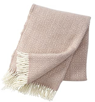 KLIPPAN Stella Wolldecke 130x200 cm Rautenmuster Creme Rosa Nude aus 100% Lammwolle weiche Kuscheldecke
