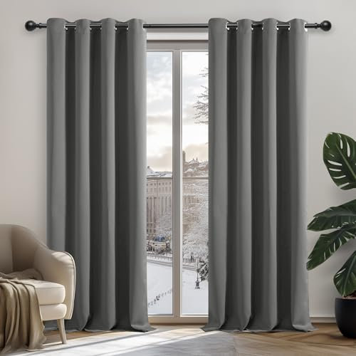 Deconovo Verdunkelungsvorhang mit Ösen Gardinen Schlafzimmer Ösenvorhang Blcikdicht Hitzeschutz, 245x140 cm(HöhexBreite), Hellgrau, 2er Set