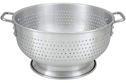 Winco Aluminum Colander with Base, 16-Quart, Medium