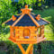 Deko-Shop-Hannusch Vogelhaus wahlweise mit Ständer und Solarbeleuchtung, Verschiedene Größen L - XXL und Dachfarben möglich, Futterhaus mit Futtersilo und wetterfestem Bitumendach, Holz, V16