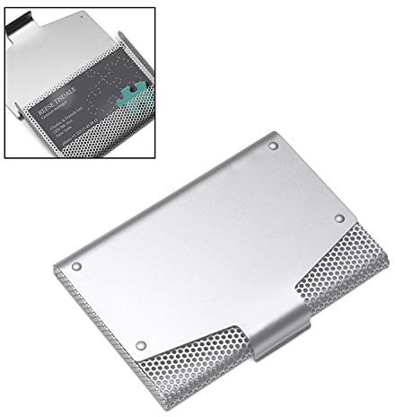 REFLECTS Visitenkartenbox mit einer einzigartigen Lochung aus hochwertigem Metall WHITSTABLE Silber