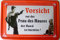 vielesguenstig-2013 Blechschild 20x30cm gewölbt - Vorsicht vor der Frau des Hauses - der Hund ist harmlos (rot)