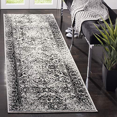 Safavieh Tapis Vintage à Poils Courts pour Salon, Salle à Manger, Chambre à Coucher - Collection Adirondack - Gris et Noir - 76 x 244 cm