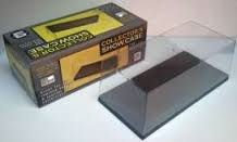 Vitrine mit Basis (cm L24 x 10 x H 8) Skala 1:24 - Triple 9 - Vitrine - Die Cast - Modellbau