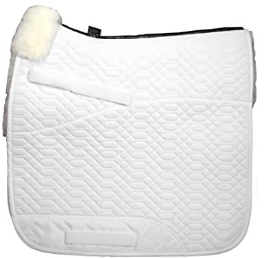 Engel Reitsport | SCHABRA1-D-WEI-WEI | Schabracke | Steppstoff | Lammfell im Sattelbereich | Half Lined | Fellkranz vorne | Dressur | Stoff weiß Fell weiß