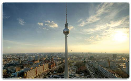 Wallario Frühstücksbrettchen aus Glas, Glasunterlage, Glasbrettchen Fernsehturm Berlin mit Panoramablick über die Stadt, Größe 14 x 23 cm, Sicherheitsglas