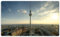 Wallario Frühstücksbrettchen aus Glas, Glasunterlage, Glasbrettchen Fernsehturm Berlin mit Panoramablick über die Stadt, Größe 14 x 23 cm, Sicherheitsglas