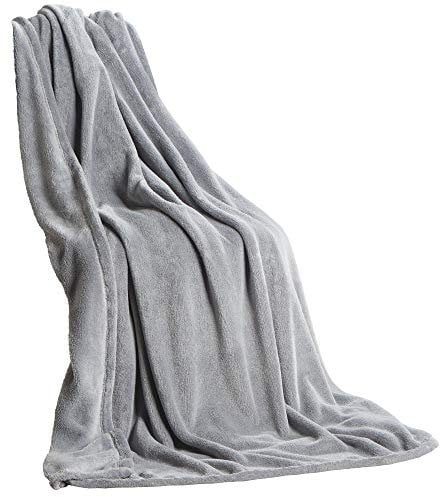CelinaTex Flauschige Kuscheldecke 150 x 200 cm Silber Decke Sofa Couch warm Wohndecke weich Mikrofaser Fleece Oeko-TEX Quebec