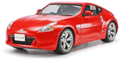 Tamiya 1: 24 Scale Nissan 370z (Book)