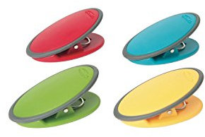 Chef'n – Pinzas de Plástico para Cerrar Bolsas, Juego de 4 Clips Magnéticos para Mantener Frescos los Alimentos en la Despensa, la Nevera o el Congelador, Diferentes Colores, 3,5 x 6,5 x 2 cm