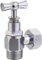 ROBINET EQUERRE WC AVEC PRESSE ETOUPE 3/8 CHROME RIQUIER