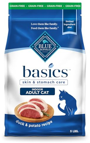 Blue Buffalo Basics Grain-Free Dry Cat Food, Skin & Stomach Care, Limited Ingredient Diet for Indoor Cats, Duck & Potato Recipe, 5-lb. Bag
