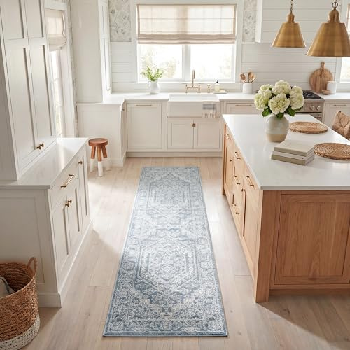 SAFAVIEH Adirondack Runner Rug 2'6x8', Slate & Ivory ADR108T