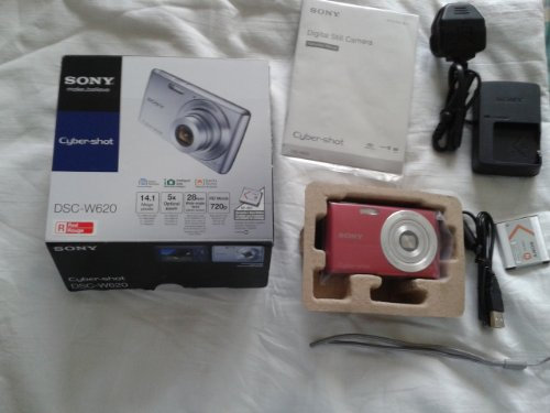 Sony Cybershot DSC-W620 Red 14.1Mp Digital Compact Camera 2.7 LCD 5x Optical Zoom