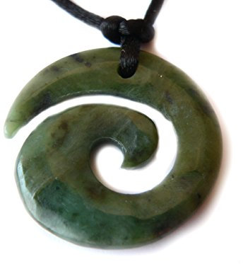 Jade nephrit Maori Edelstein Ketten Anhänger mit Band