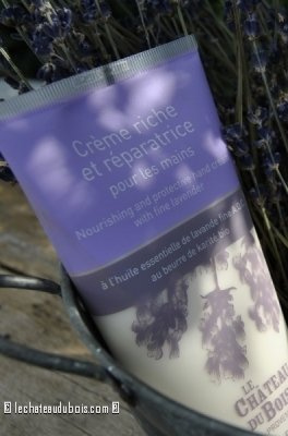 Le Chateau du Bois: 150 ml heilende und nicht fettende Handcreme aus echtem feinen Lavendel der Haute Provence