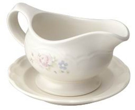 Pfaltzgraff Tea Rose Gravy Boat with Saucer