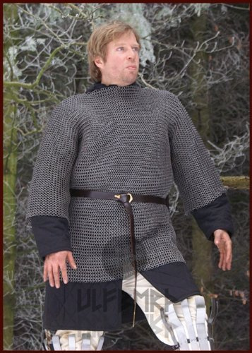 Ulfberth Kettenhemd Haubergeon, ID 8 mm FRM - genietet/gestanzt | Authentische Kettenrüstung, Schaukampftauglich, Mittelalter Reenactment, LARP, Historische Darstellungen & Fantasy Cosplay