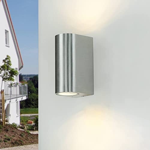 Licht-Erlebnisse Vielseitige Wandaußenleuchte „Aalborg“ halbrund in silber GU10 IP44 Schutz kompakte Hauswandleuchte Wandlampe für Außen